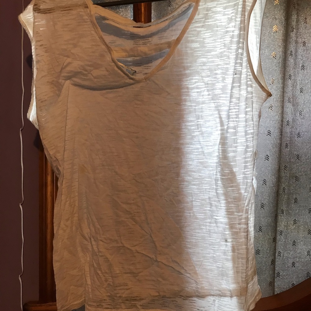 Top - Picture 2 of 2